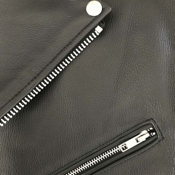 Men's XL Understated Leather Motorcycle Jacket - Picture 4 of 8